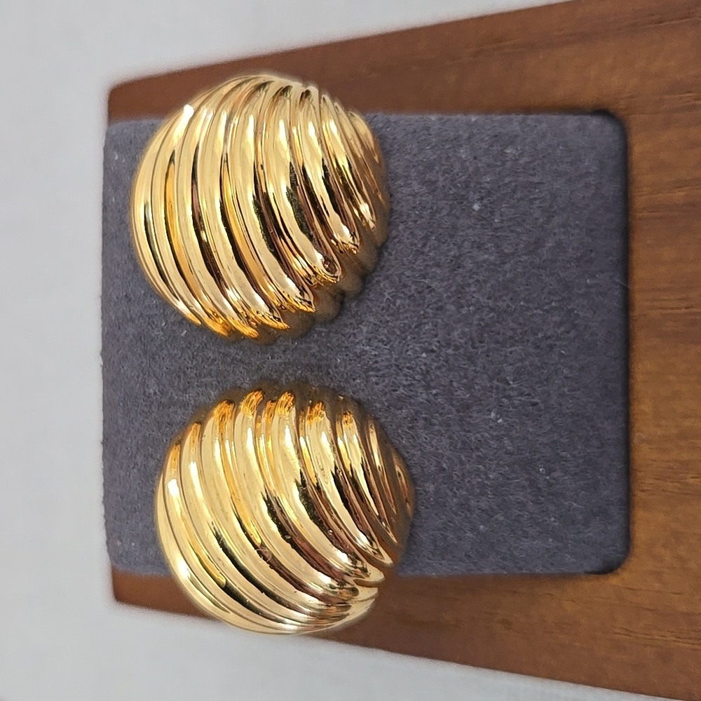 Napier Gold Tone Screw Back/Lever Back Earrings